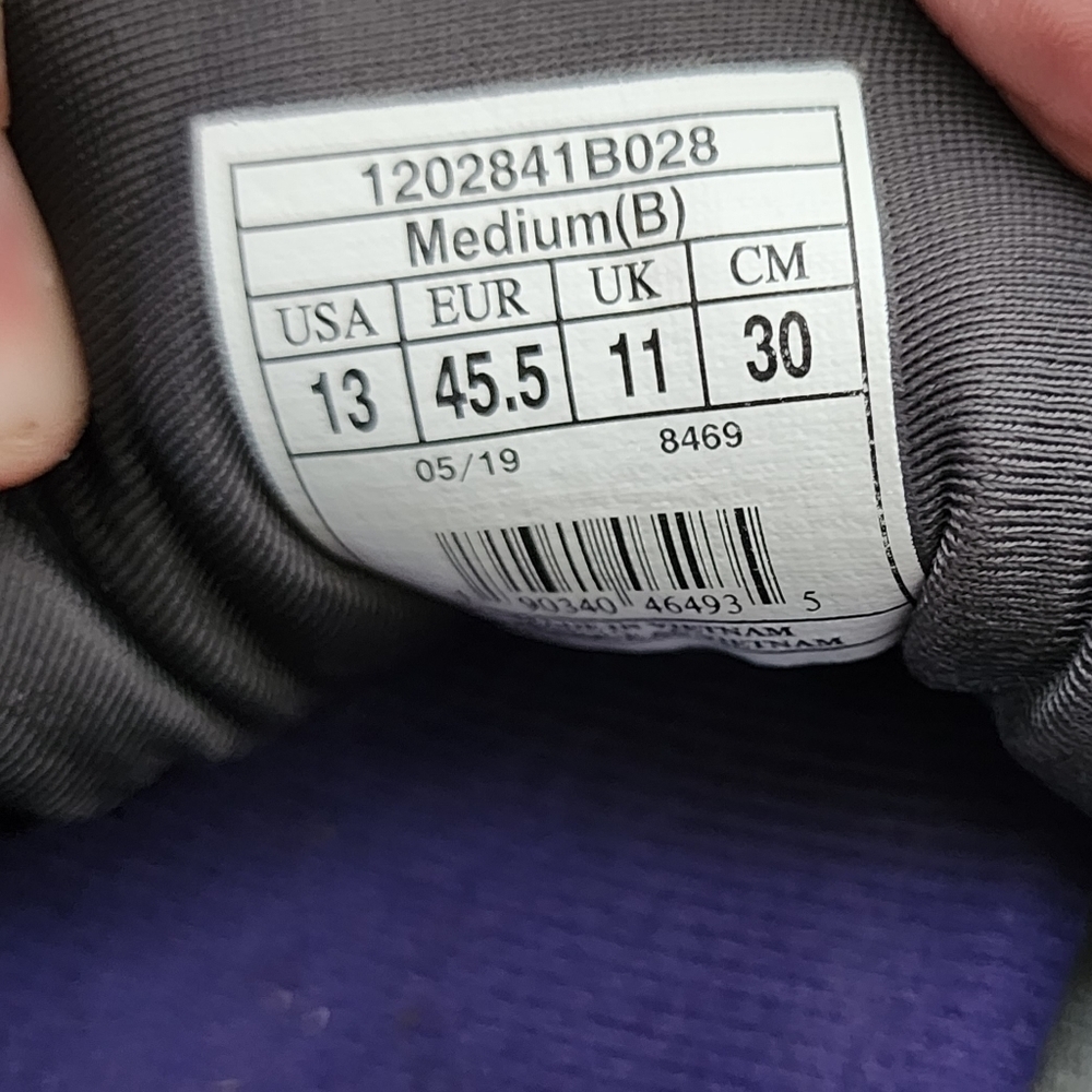 Brooks Adrenaline GTS 19 DNA Loft Womens Size 13 Cushion Support Grey Purple EUC - Picture 16 of 16